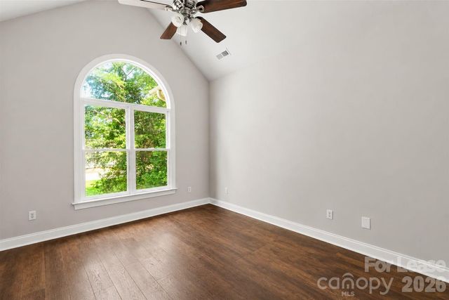 3011 Mckee Road, Charlotte, NC 28270