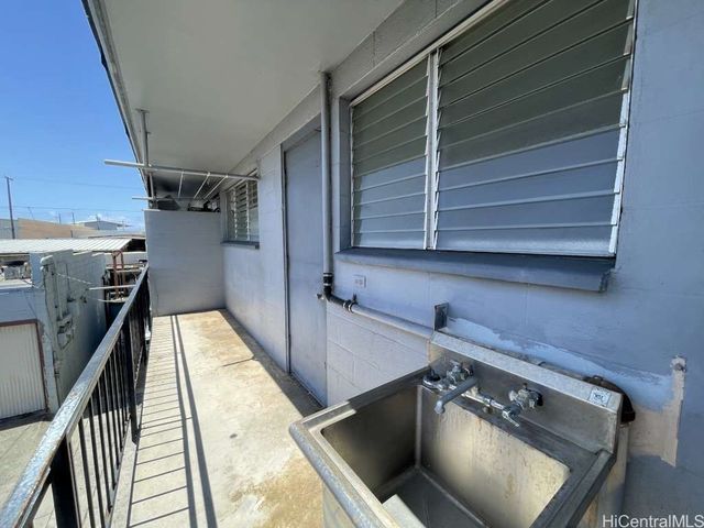 1723 Kahai Street 1, Honolulu, HI 96819