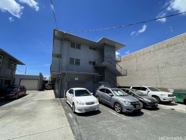 1723 Kahai Street 1, Honolulu, HI 96819