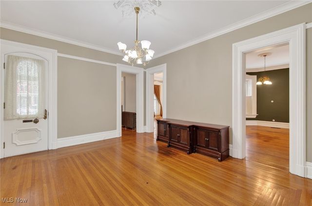 459 E High Avenue, New Philadelphia, OH 44663