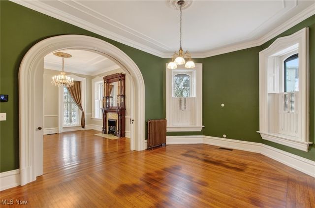 459 E High Avenue, New Philadelphia, OH 44663