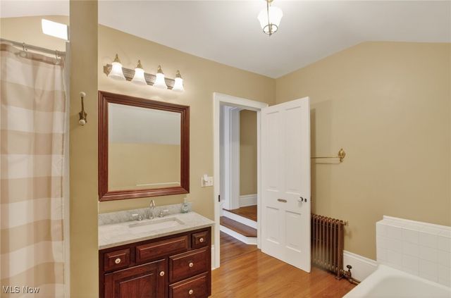 459 E High Avenue, New Philadelphia, OH 44663