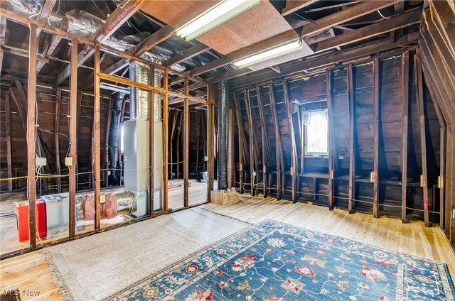 459 E High Avenue, New Philadelphia, OH 44663