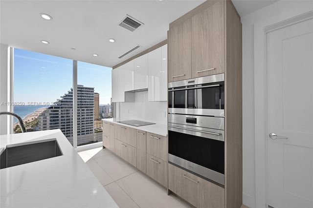 151 N Seabreeze 1701E, Fort Lauderdale, FL 33304