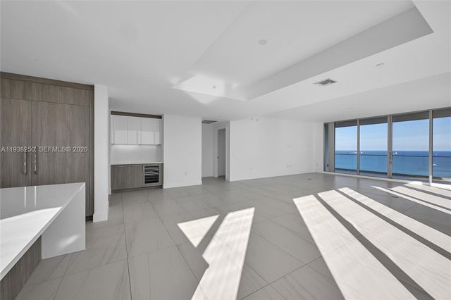151 N Seabreeze 1701E, Fort Lauderdale, FL 33304