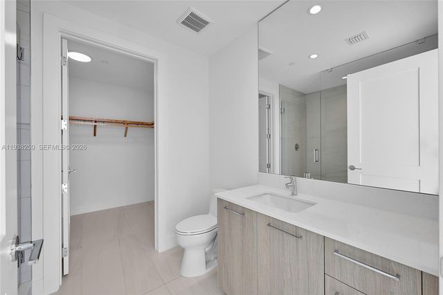 151 N Seabreeze 1701E, Fort Lauderdale, FL 33304