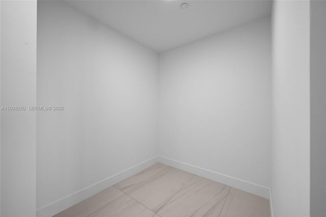 151 N Seabreeze 1701E, Fort Lauderdale, FL 33304