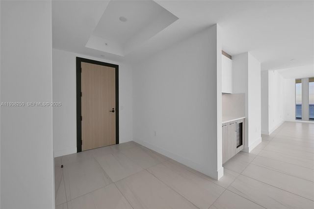 151 N Seabreeze 1701E, Fort Lauderdale, FL 33304
