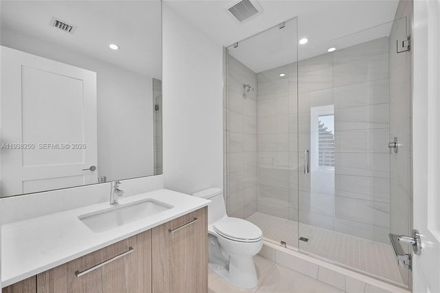 151 N Seabreeze 1701E, Fort Lauderdale, FL 33304