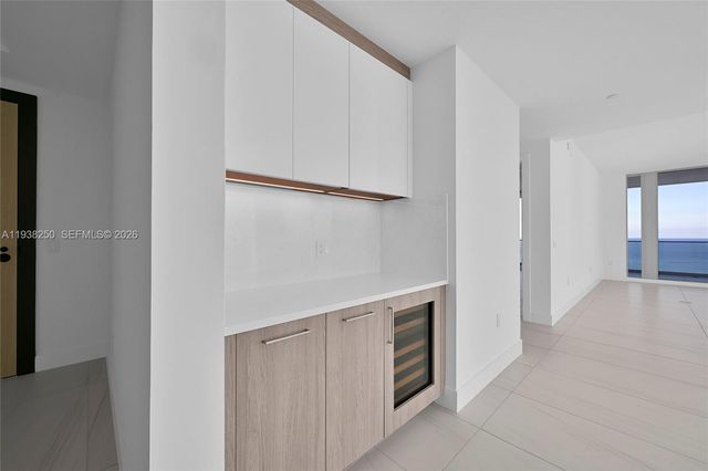 151 N Seabreeze 1701E, Fort Lauderdale, FL 33304