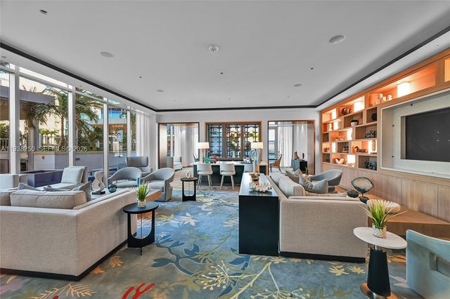 151 N Seabreeze 1701E, Fort Lauderdale, FL 33304