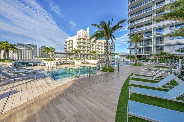 151 N Seabreeze 1701E, Fort Lauderdale, FL 33304