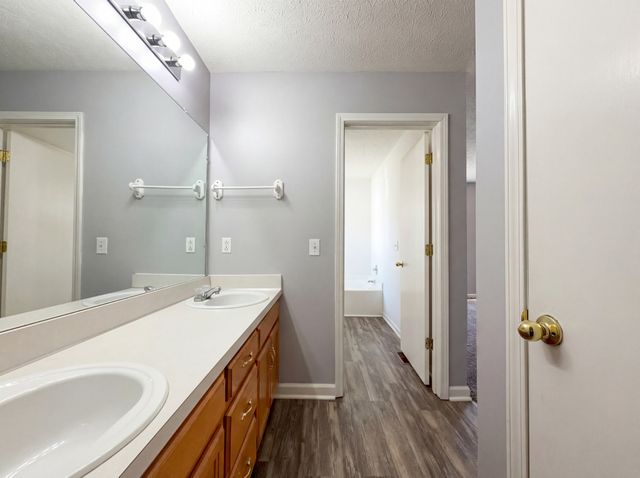 3008 Creekview Ln, Goodlettsville, TN 37072