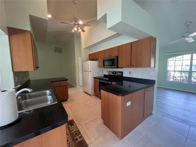 285 MILLPORT STREET NW, Port Charlotte, FL 33948