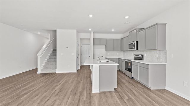 242 Sound Circle, Stockbridge, GA 30281