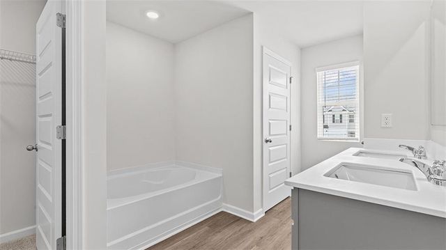 242 Sound Circle, Stockbridge, GA 30281