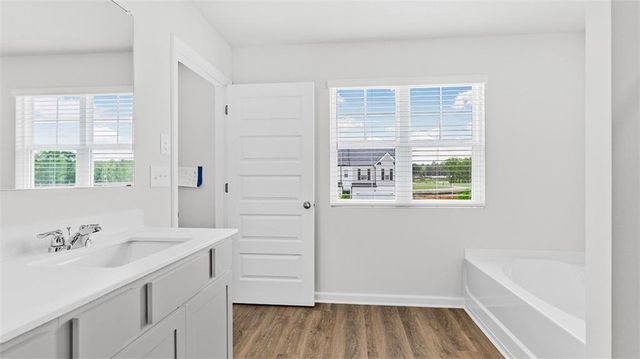 242 Sound Circle, Stockbridge, GA 30281