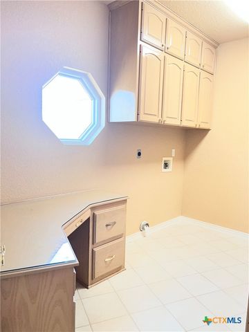 2102 Lakeview Loop, Killeen, TX 76543