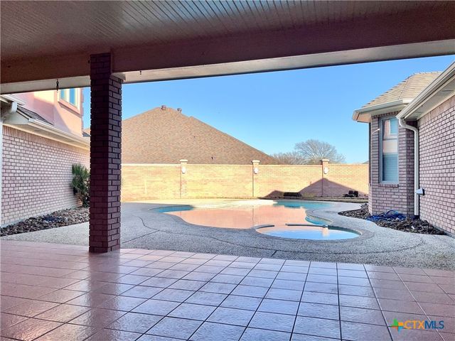 2102 Lakeview Loop, Killeen, TX 76543