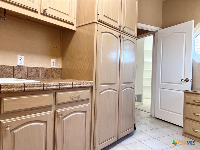 2102 Lakeview Loop, Killeen, TX 76543