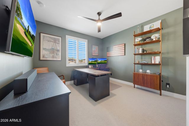 2209 E FALLEN LEAF Lane, Phoenix, AZ 85024