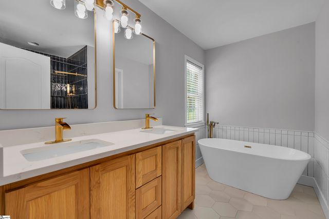 107 Galewood Drive, Greer, SC 29651