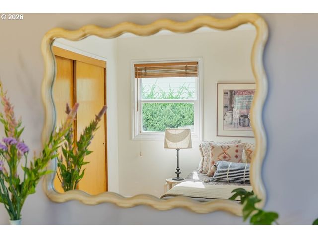 9534 N KELLOGG St, Portland, OR 97203
