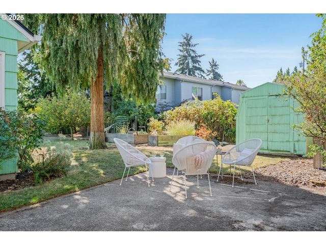 9534 N KELLOGG St, Portland, OR 97203