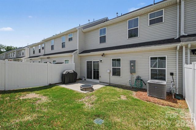 10434 Dalton Woods Court NW, Huntersville, NC 28078