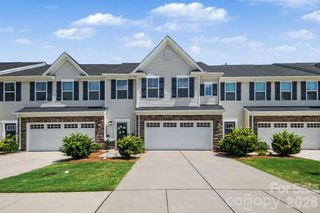 10434 Dalton Woods Court NW, Huntersville, NC 28078