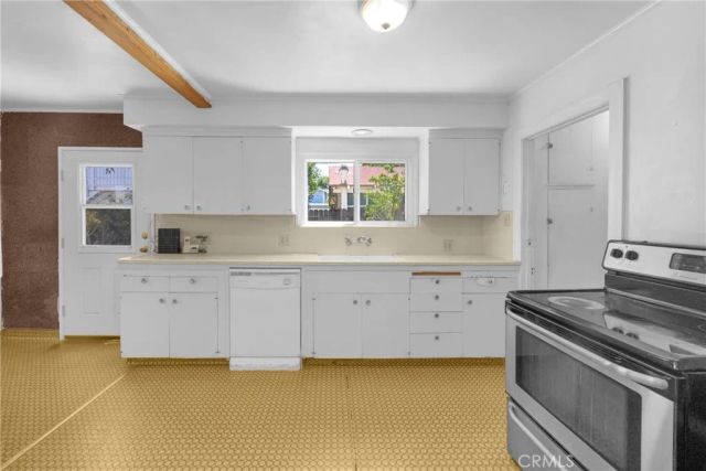 126 N Yale Avenue, Fullerton, CA 92831