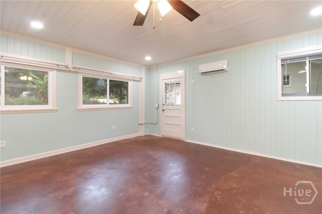 352 Greencrest Drive, Athens, GA 30605