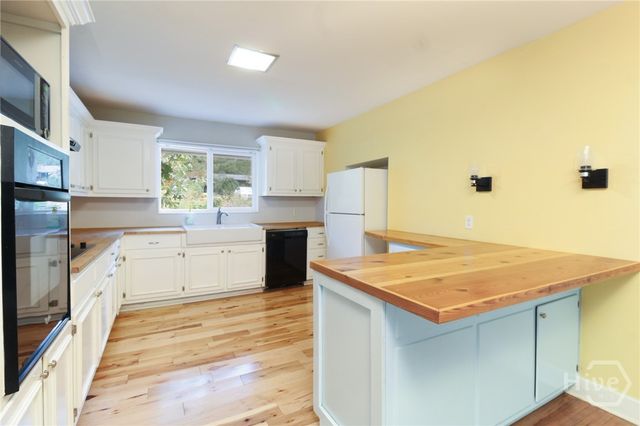 352 Greencrest Drive, Athens, GA 30605