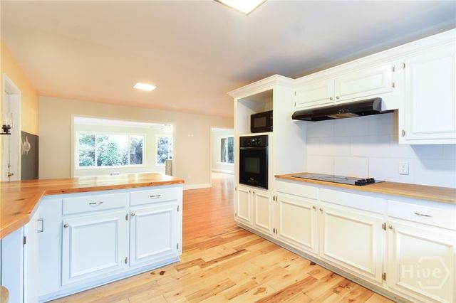 352 Greencrest Drive, Athens, GA 30605