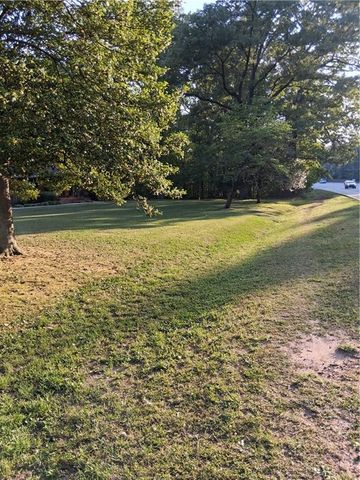 1225 Powder Springs Road SW, Marietta, GA 30064