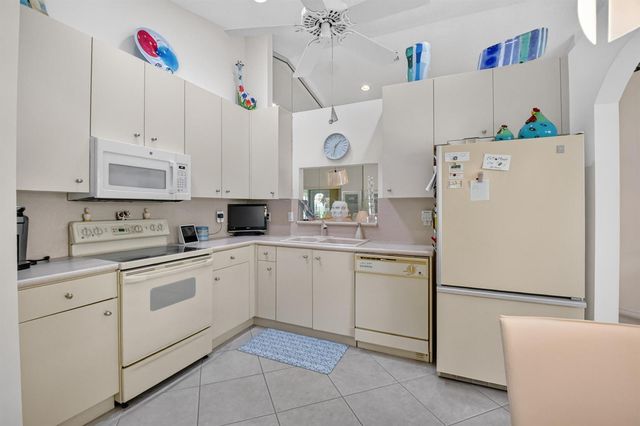 15340 Floral Club Road, Delray Beach, FL 33484
