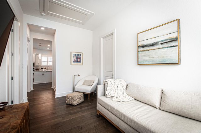 215 Milam Creek DR, Kyle, TX 78640