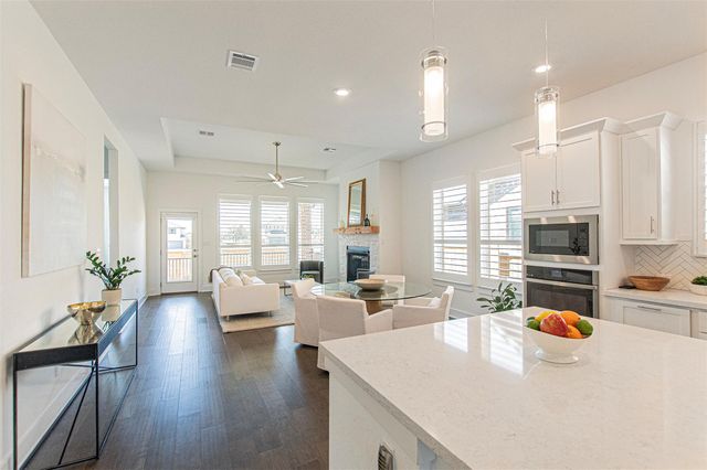 215 Milam Creek DR, Kyle, TX 78640