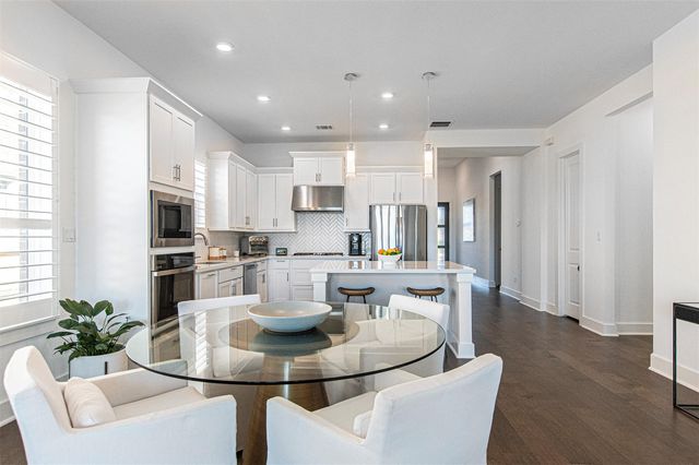 215 Milam Creek DR, Kyle, TX 78640