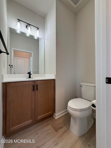 20 Laird Way, Wall, NJ 07753