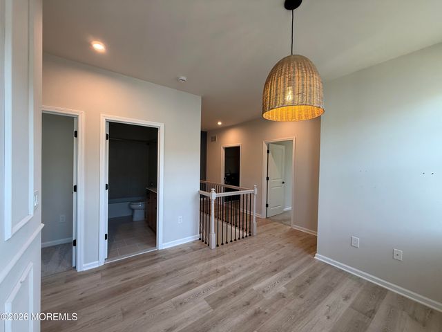 20 Laird Way, Wall, NJ 07753