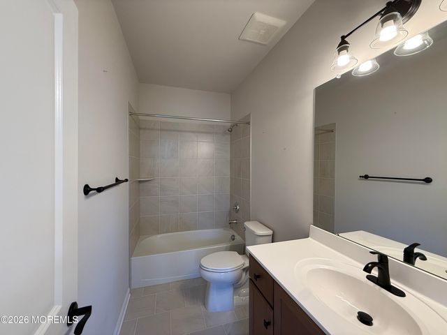 20 Laird Way, Wall, NJ 07753