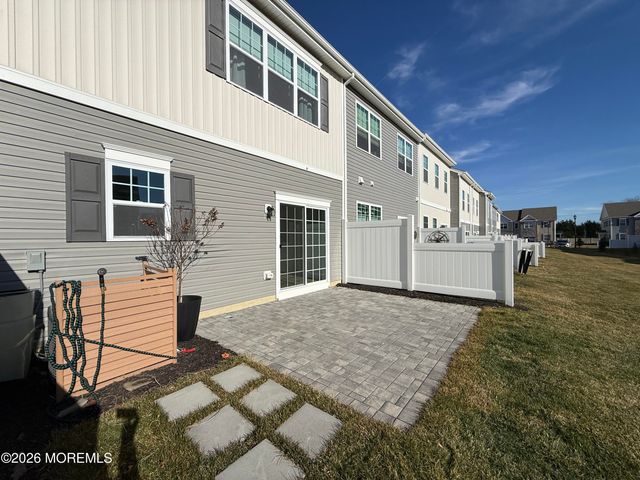 20 Laird Way, Wall, NJ 07753