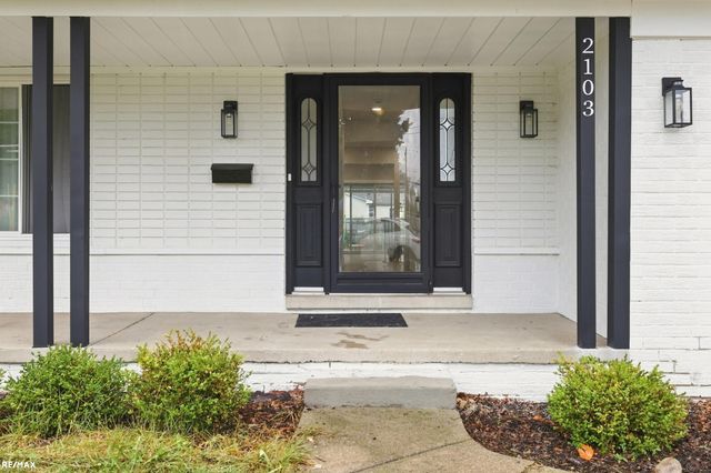 2103 Atlas Drive, Troy, MI 48083