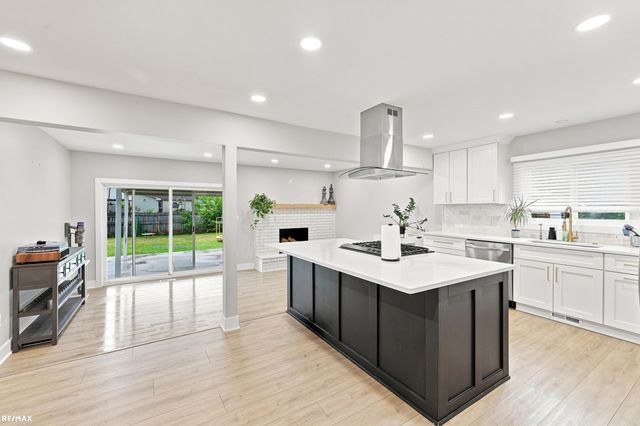 2103 Atlas Drive, Troy, MI 48083