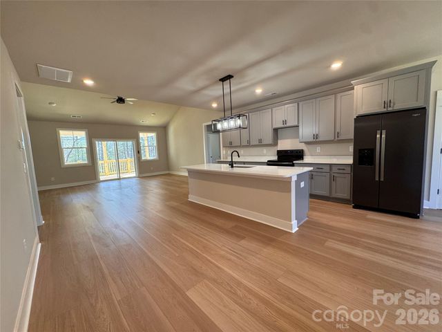 2422 Kimberly Avenue, Morganton, NC 28655