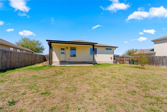 348 Atlantis, Kyle, TX 78640