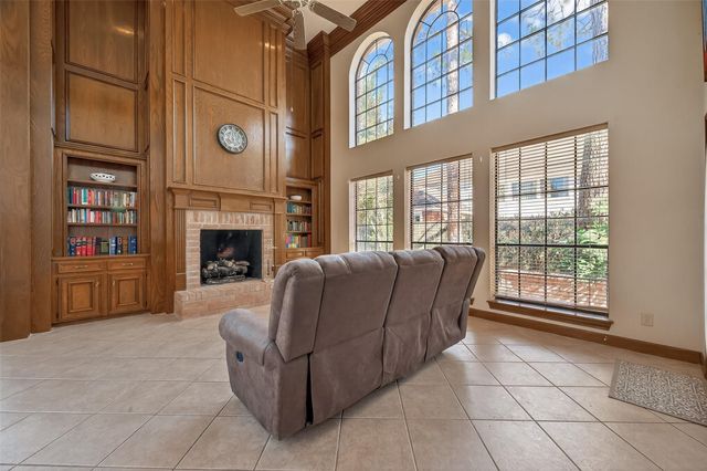 2203 Gleneagles Drive, League City, TX 77573