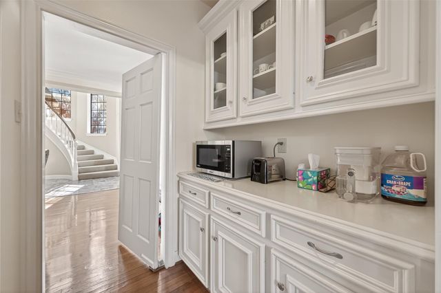 2203 Gleneagles Drive, League City, TX 77573