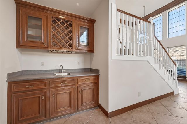 2203 Gleneagles Drive, League City, TX 77573